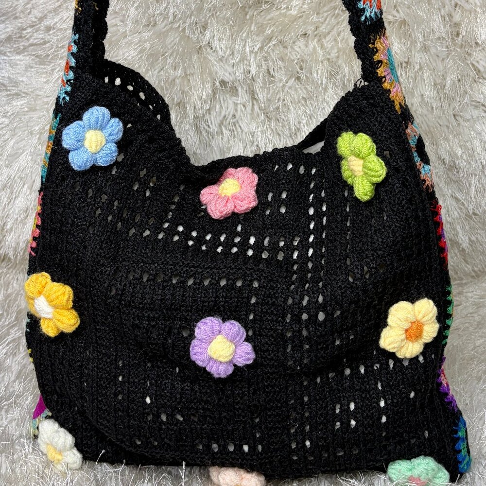 Retro Hollow-Out Floral Crochet Shoulder Crossbody Bag -Black (New)